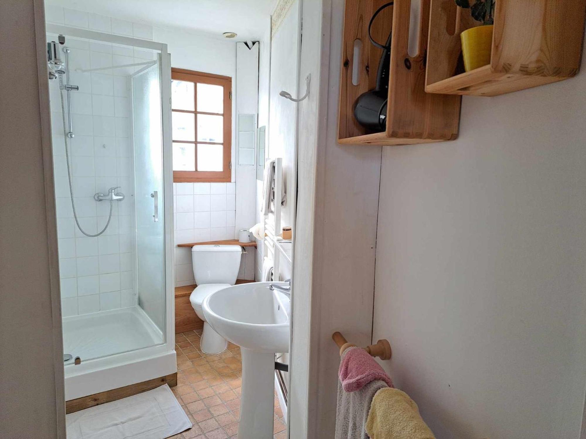 Location A Coucy Le Chateau Экстерьер фото